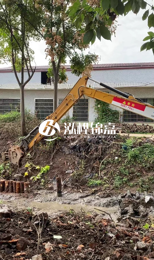 駐馬店挖機打木樁專業施工- 河道打木樁后木樁腐朽怎么防治？